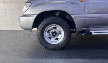 2006 Toyota Land Cruiser 100 4.5 GX full