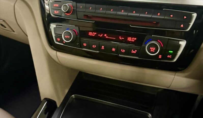 2018 BMW 3 Series 320i M Sport Auto full
