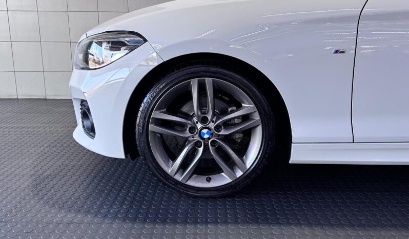 2019 BMW 1 Series 120d 5-Door M Sport Auto full