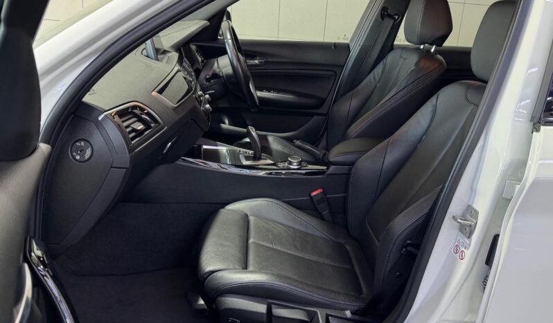 2019 BMW 1 Series 120d 5-Door M Sport Auto full