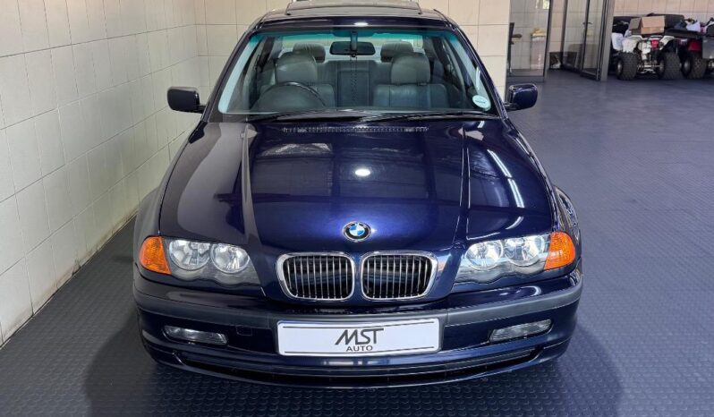 2000 BMW 3 Series 320i full