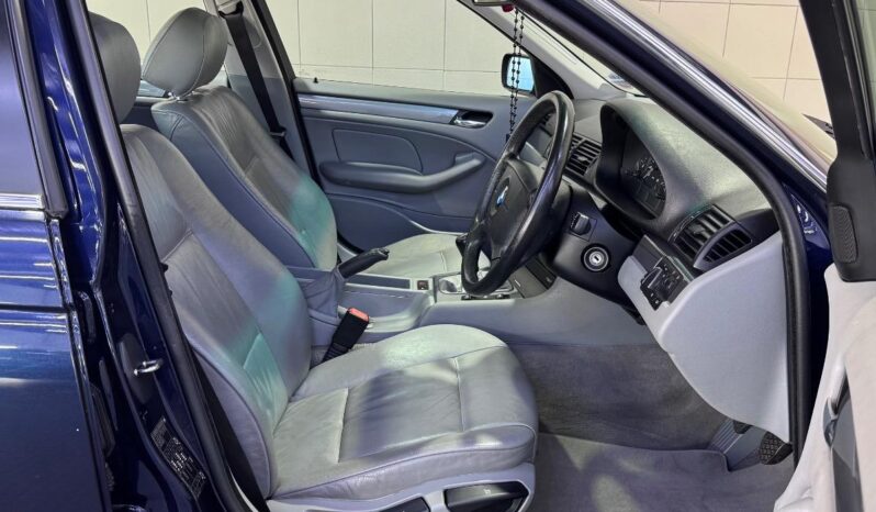2000 BMW 3 Series 320i full