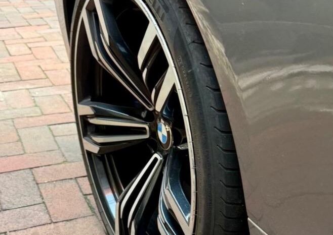 2017 BMW M6 Coupe full