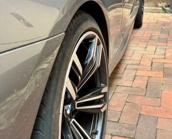 2017 BMW M6 Coupe full