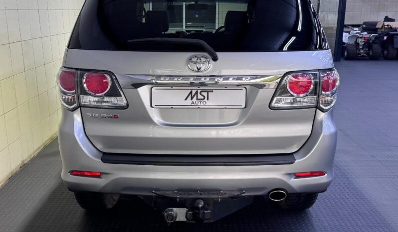 2015 Toyota Fortuner 3.0D-4D Auto full