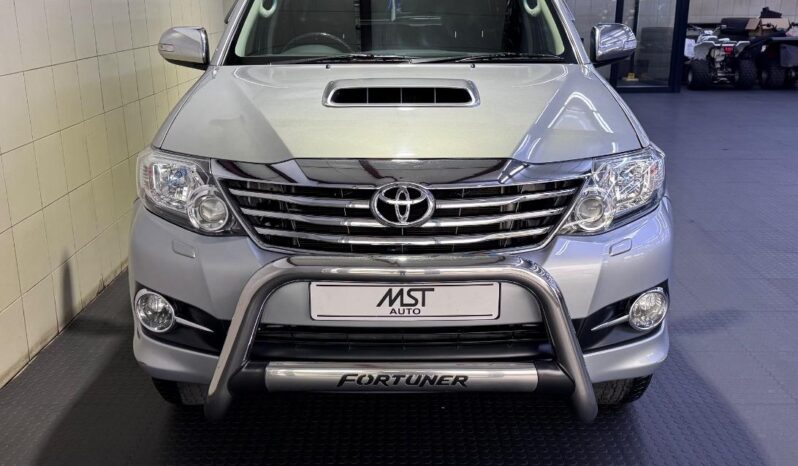 2015 Toyota Fortuner 3.0D-4D Auto full